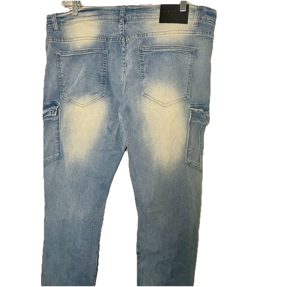 Reason Jeans Men's 38 X 33 Factory Distressed Artsy Straight Fit Tapered NWT L‎ - Picture 9 of 16